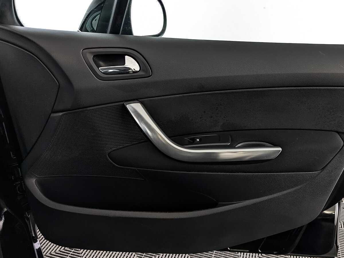 Пежо 408 б/у, 2016, Автоматическая. Фото: #22