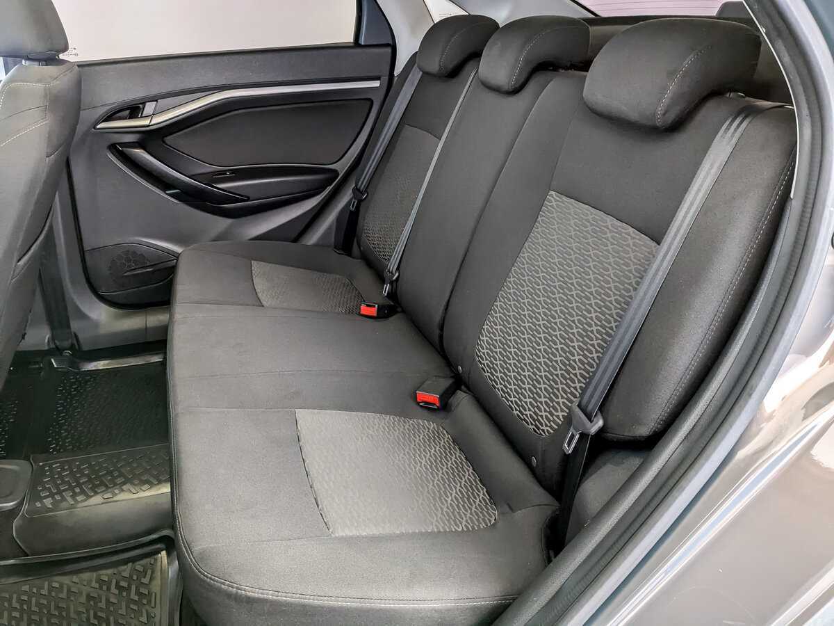 Lada (ВАЗ) Vesta б/у, 2017, Механическая. Фото: #11