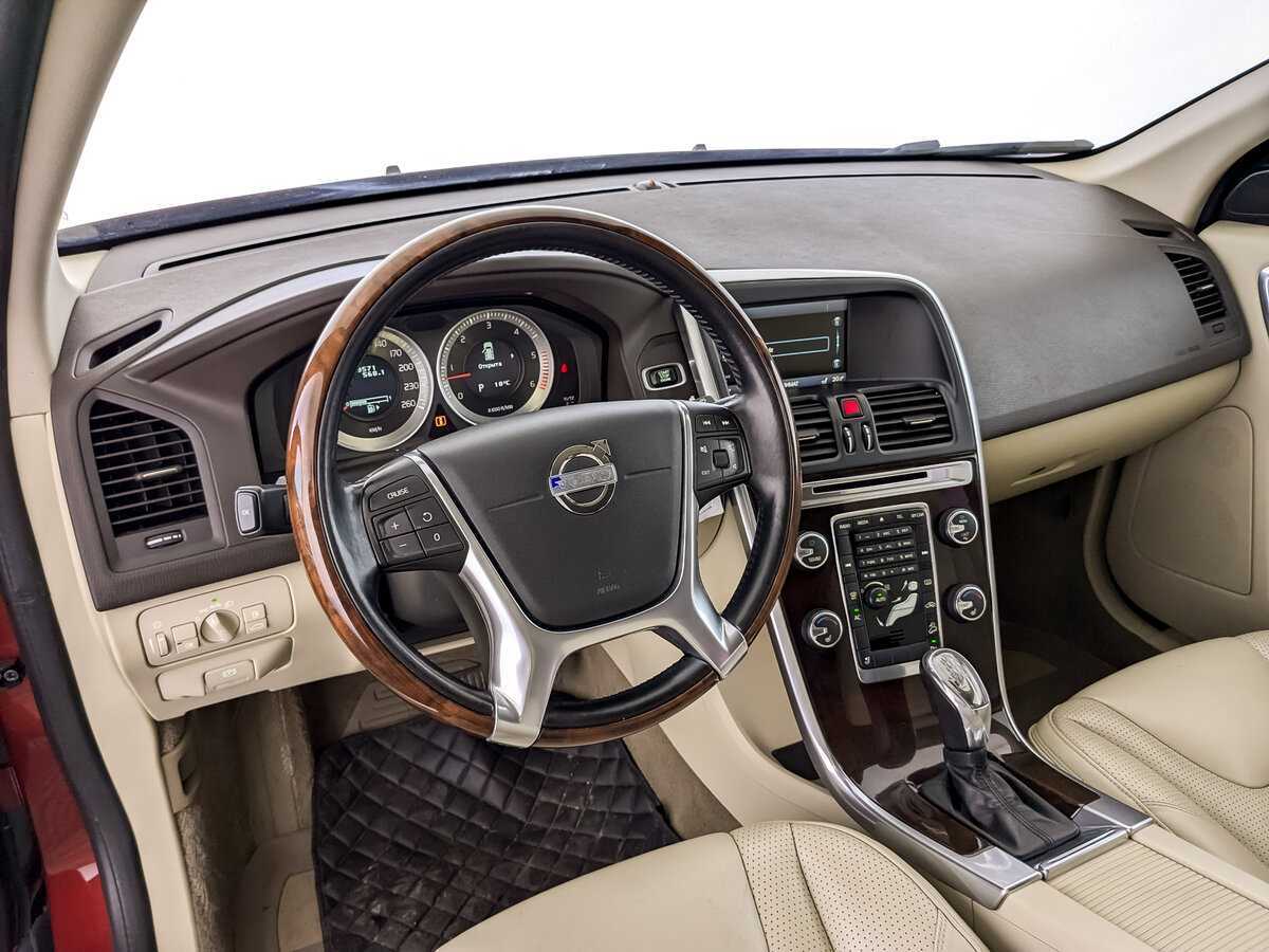 Вольво ИксЦ60 б/у, 2013, Автоматическая. Фото: #15