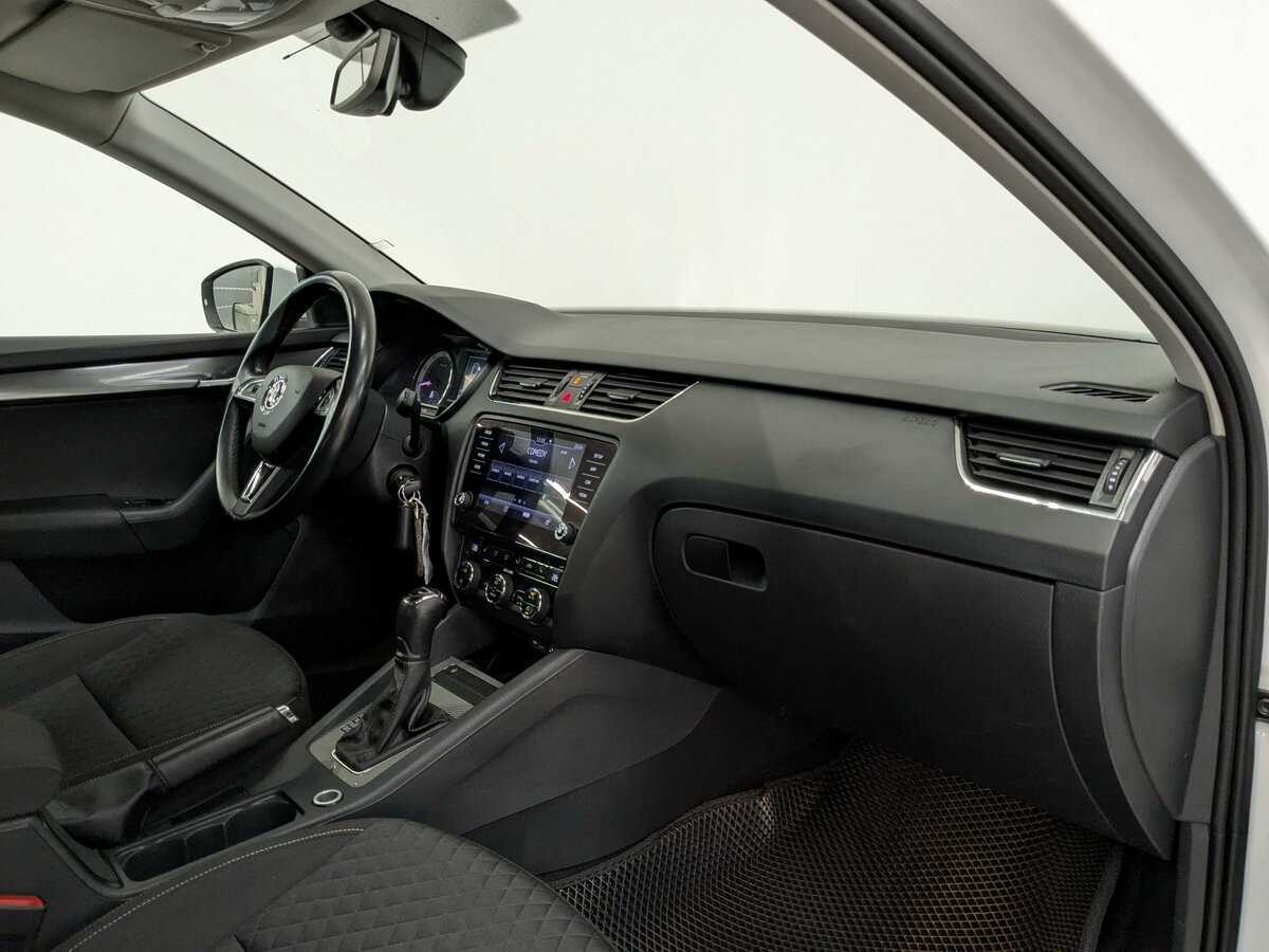 Шкода Октавия б/у, 2017, Автоматическая. Фото: #10