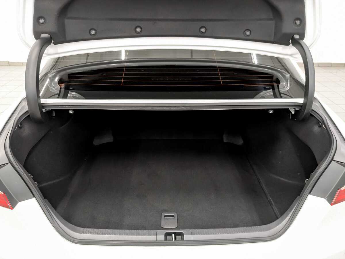 Toyota Camry б/у, 2019, Автоматическая. Фото: #9