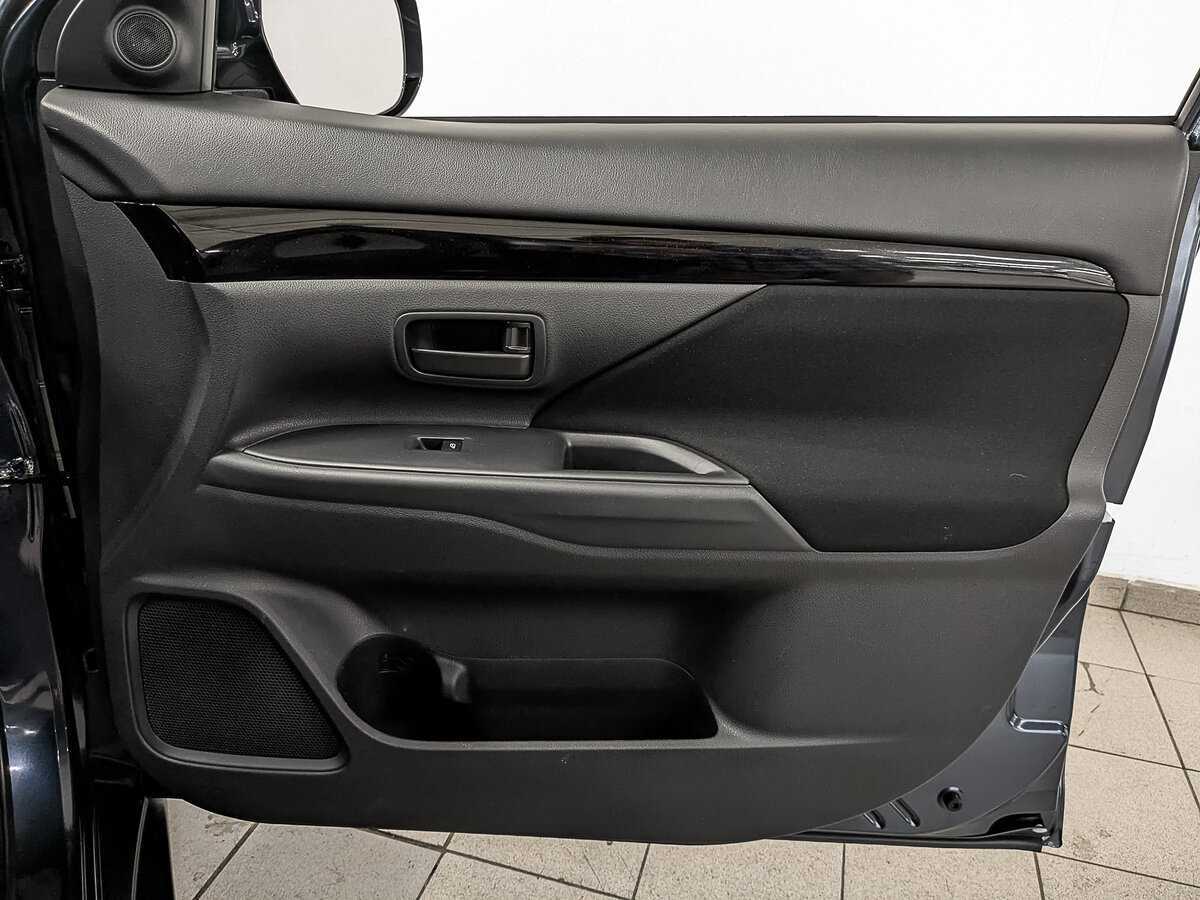 Митсубиши Оутлэндер б/у, 2019, Вариатор. Фото: #21