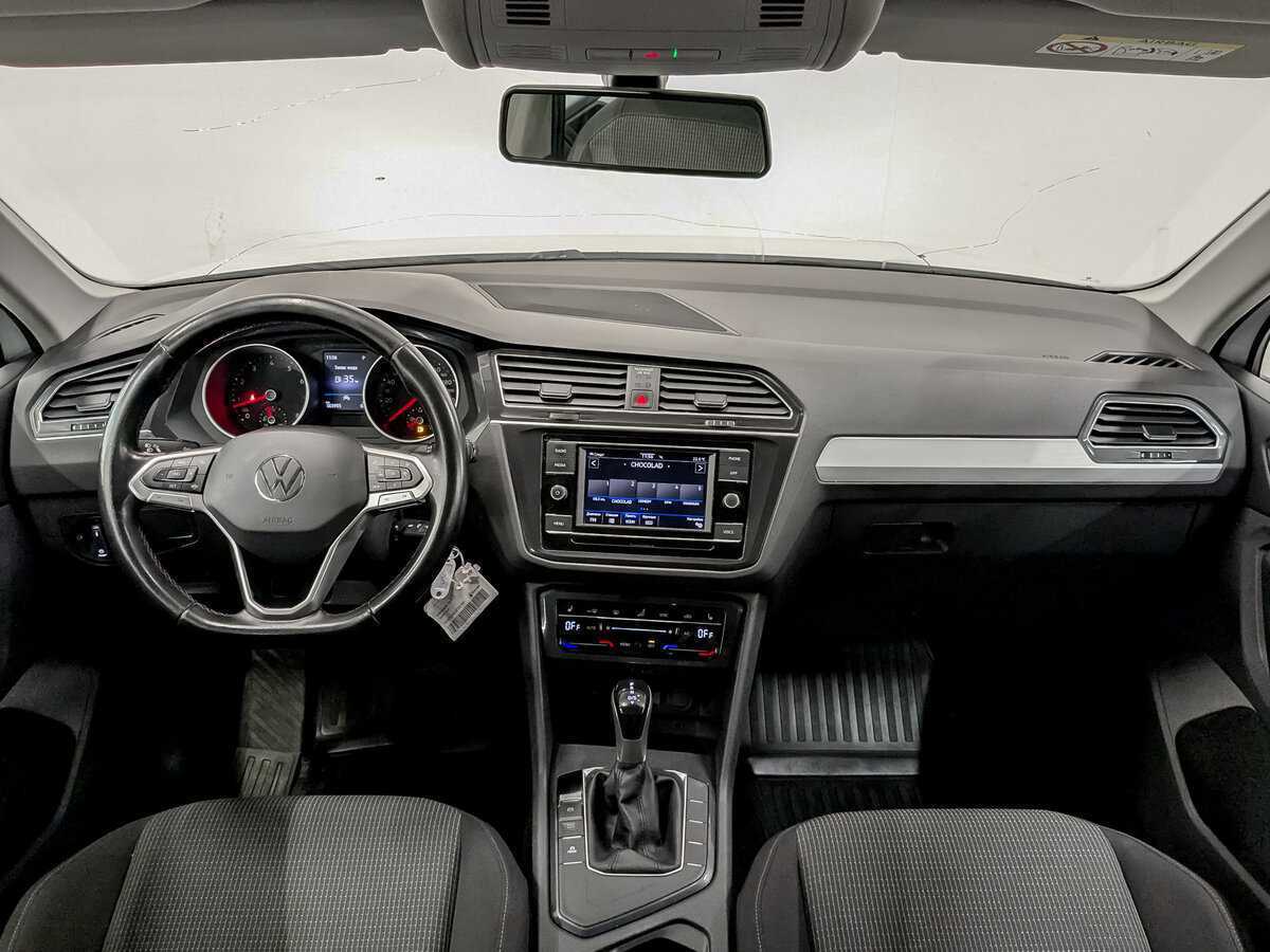 Volkswagen Tiguan б/у, 2021, Роботизированная. Фото: #12