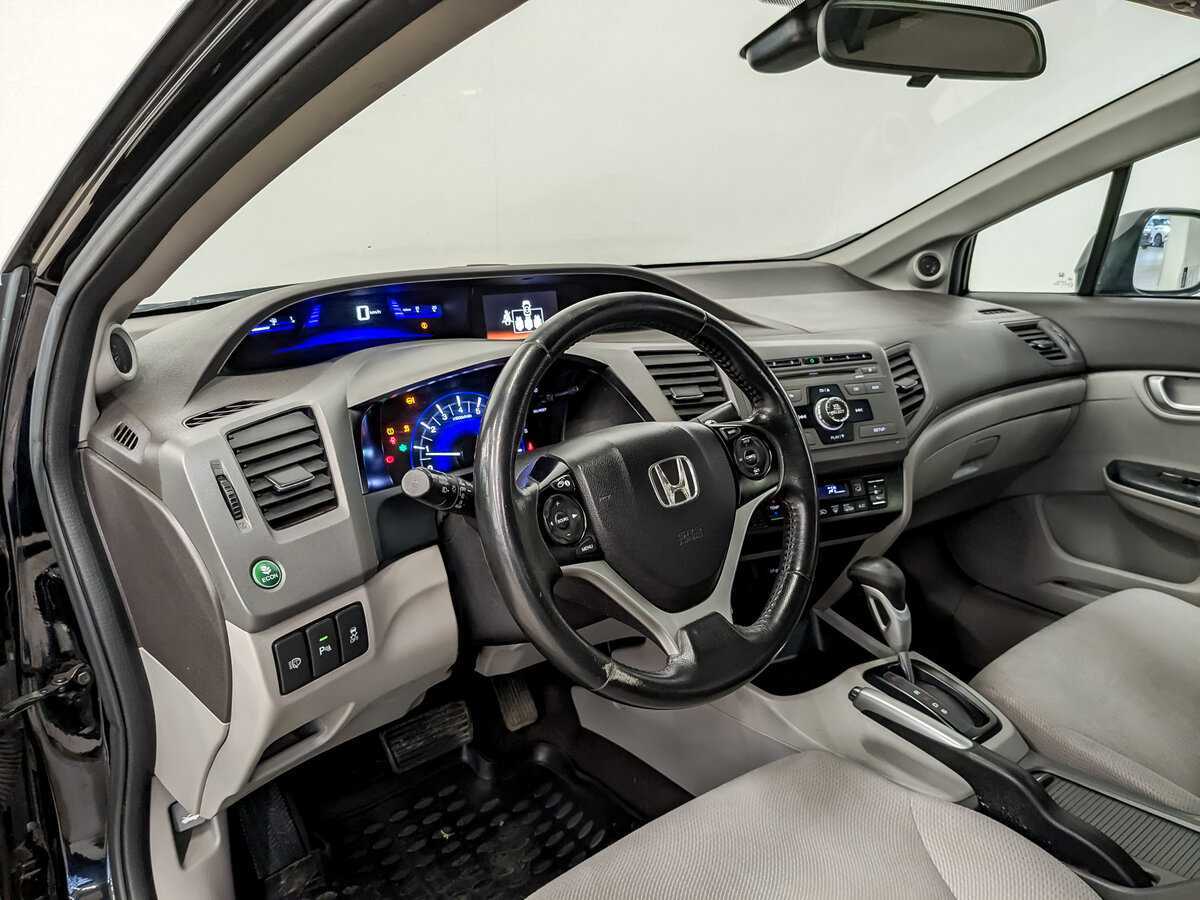 Хонда Цивик б/у, 2012, Автоматическая. Фото: #15