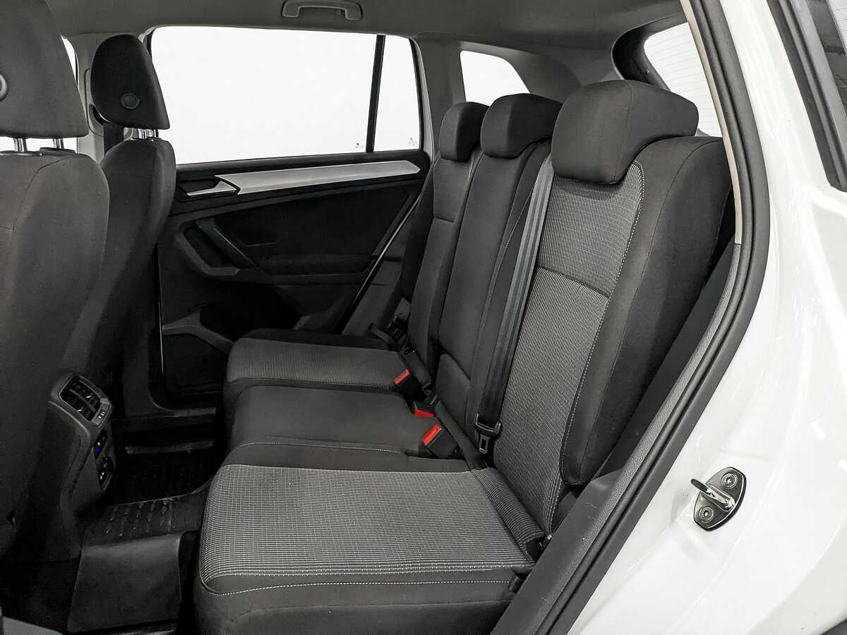 Volkswagen Tiguan б/у, 2021, Роботизированная. Фото: #15