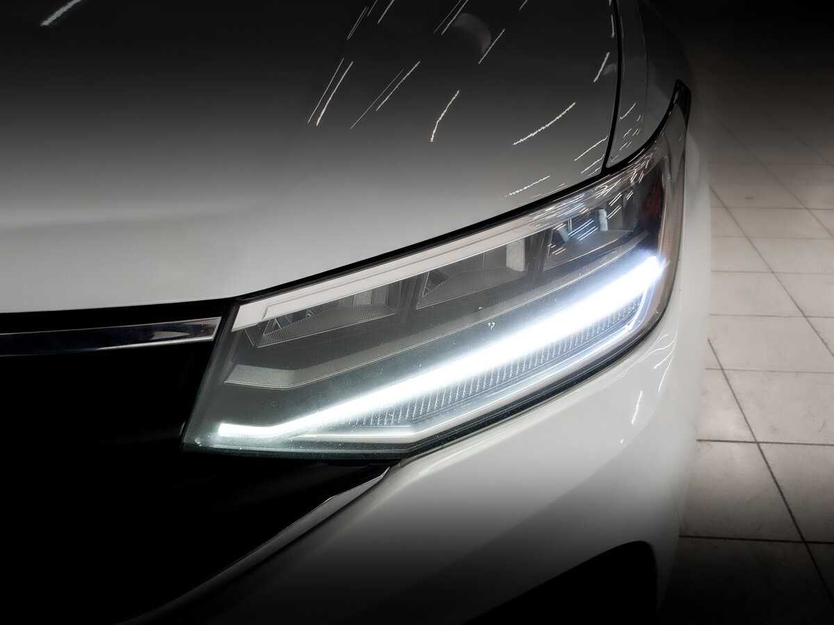 Volkswagen Tiguan б/у, 2021, Роботизированная. Фото: #15