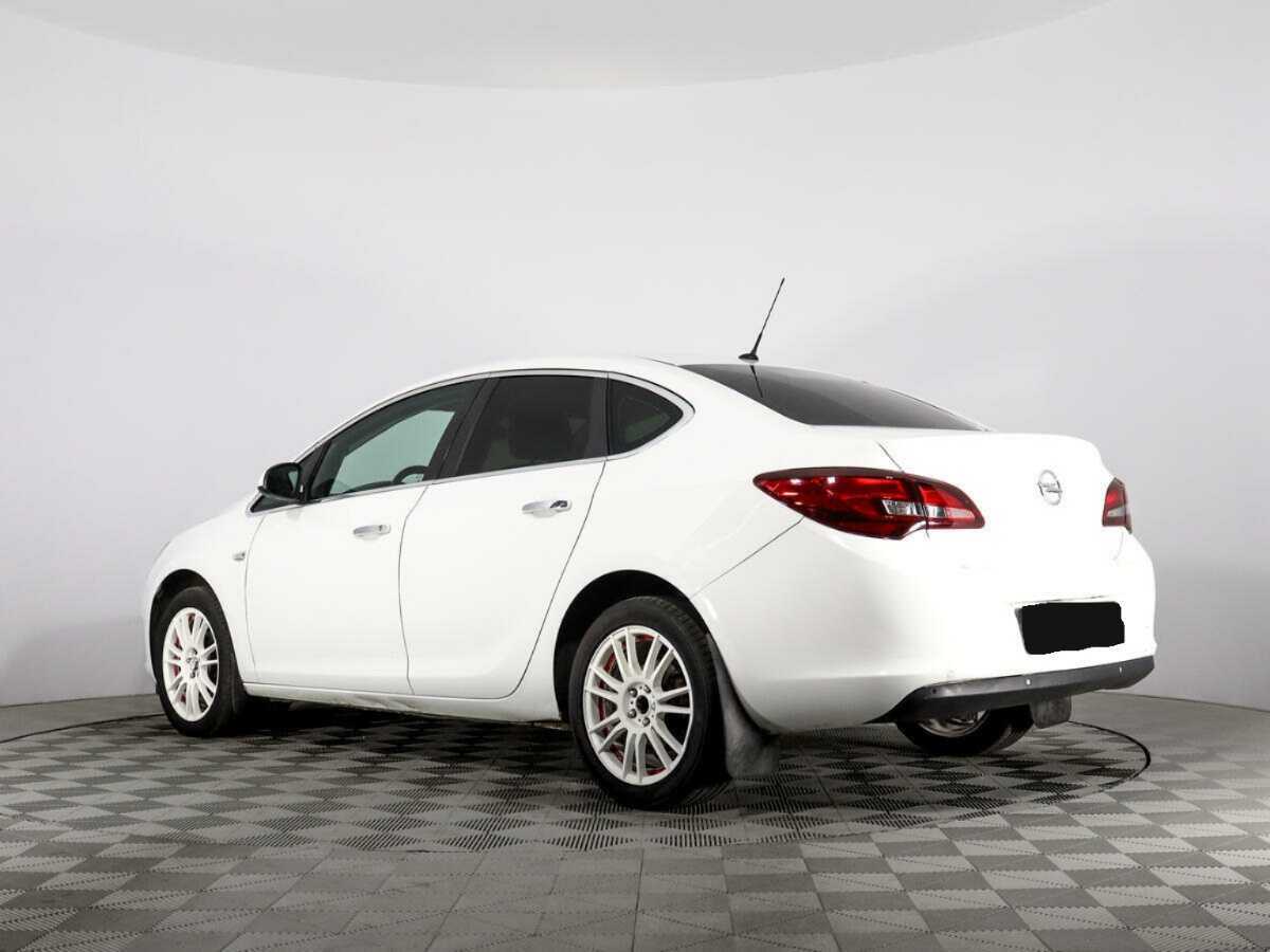 Opel Astra б/у, 2013, Автоматическая. Фото: #6