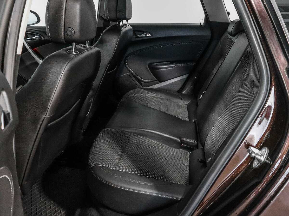 Opel Astra б/у, 2013, Автоматическая. Фото: #9