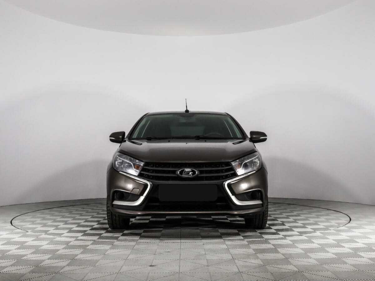 Lada (ВАЗ) Vesta б/у, 2017, Механическая. Фото: #1