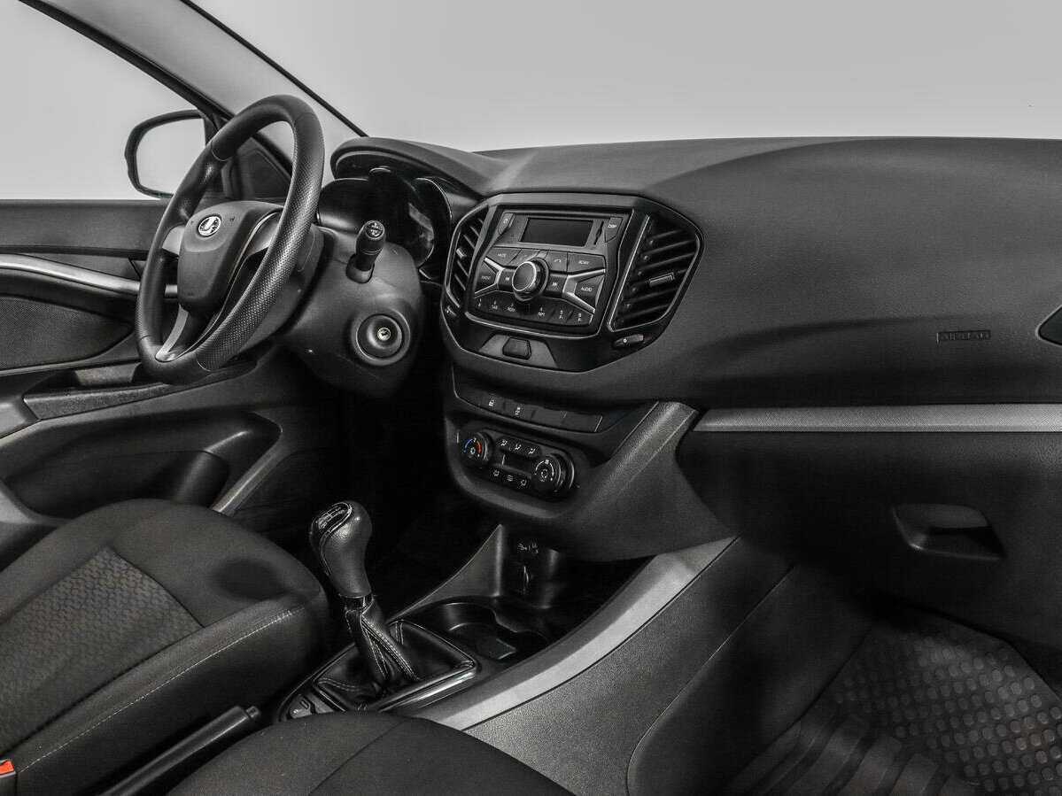 Lada (ВАЗ) Vesta б/у, 2017, Механическая. Фото: #10