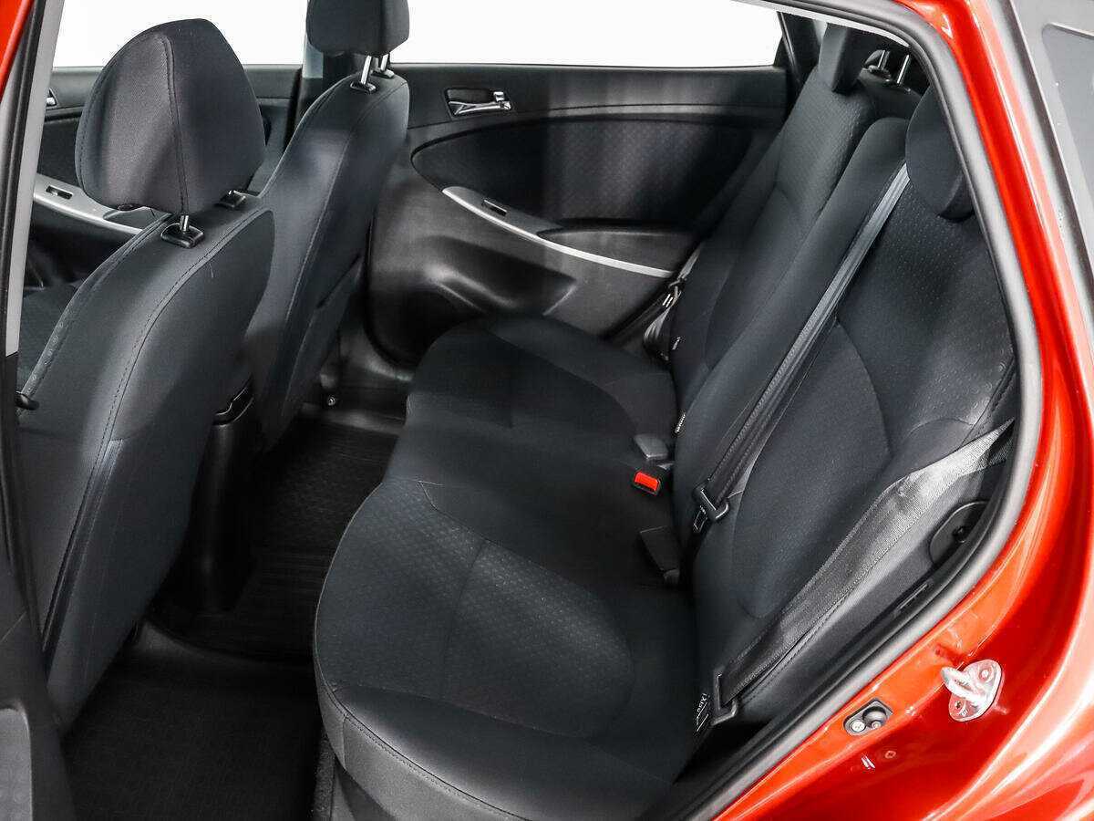 Hyundai Solaris б/у, 2012, Автоматическая. Фото: #9