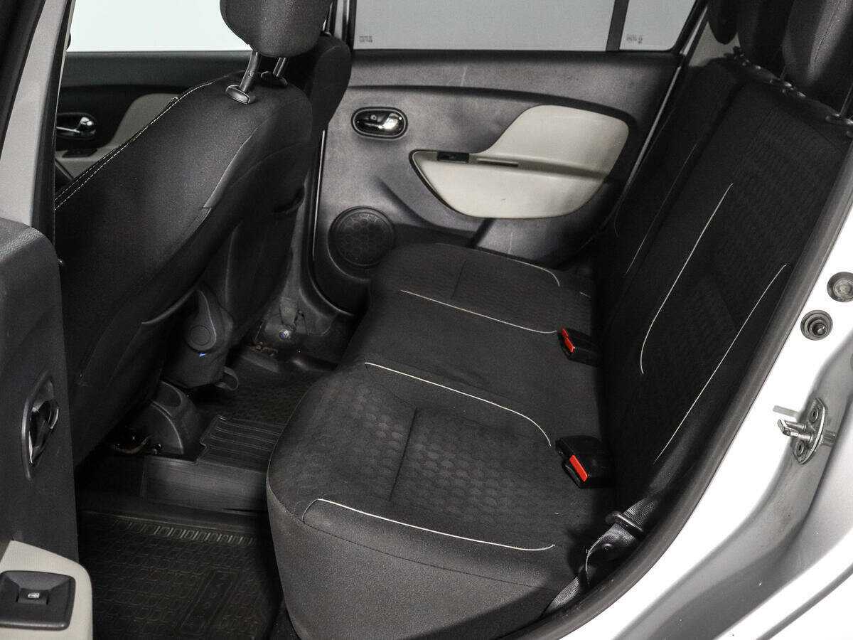 Renault Logan б/у, 2014, Механическая. Фото: #9