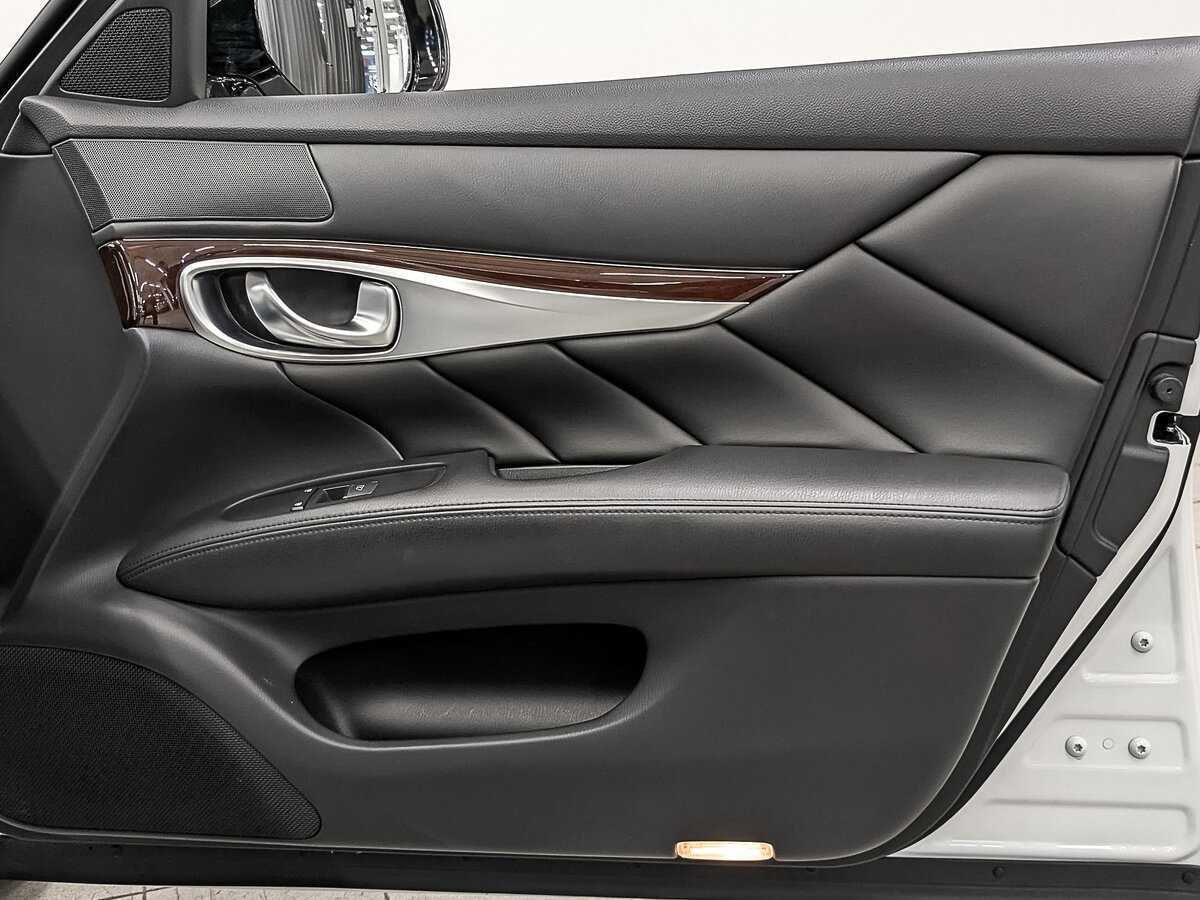 Infiniti Q70 б/у, 2016, Автоматическая. Фото: #24