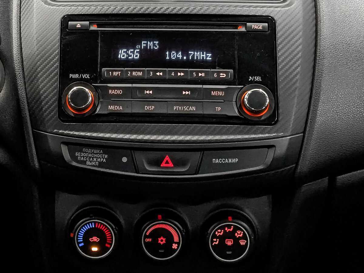 Митсубиши АС-Икс б/у, 2014, Механическая. Фото: #16