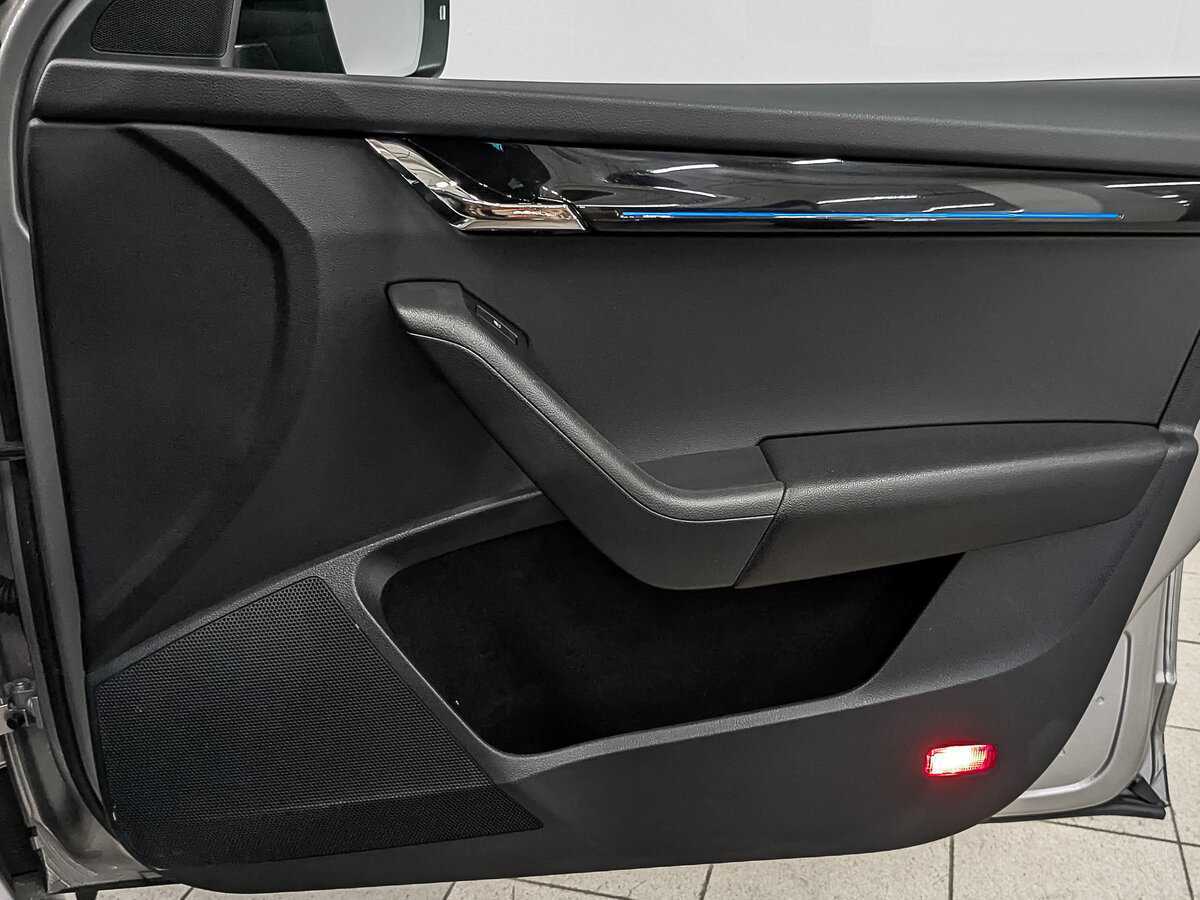 Шкода Октавия б/у, 2019, Роботизированная. Фото: #24