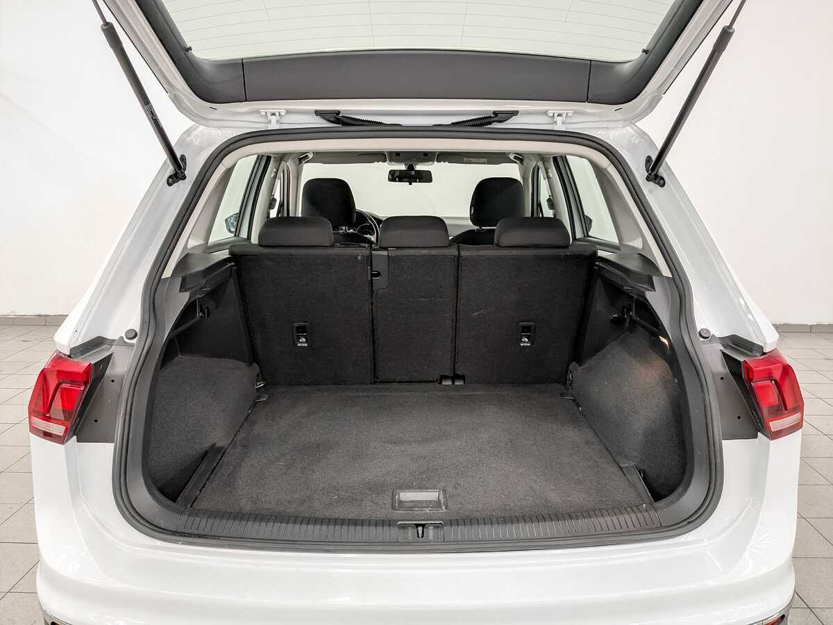 Volkswagen Tiguan б/у, 2021, Роботизированная. Фото: #9