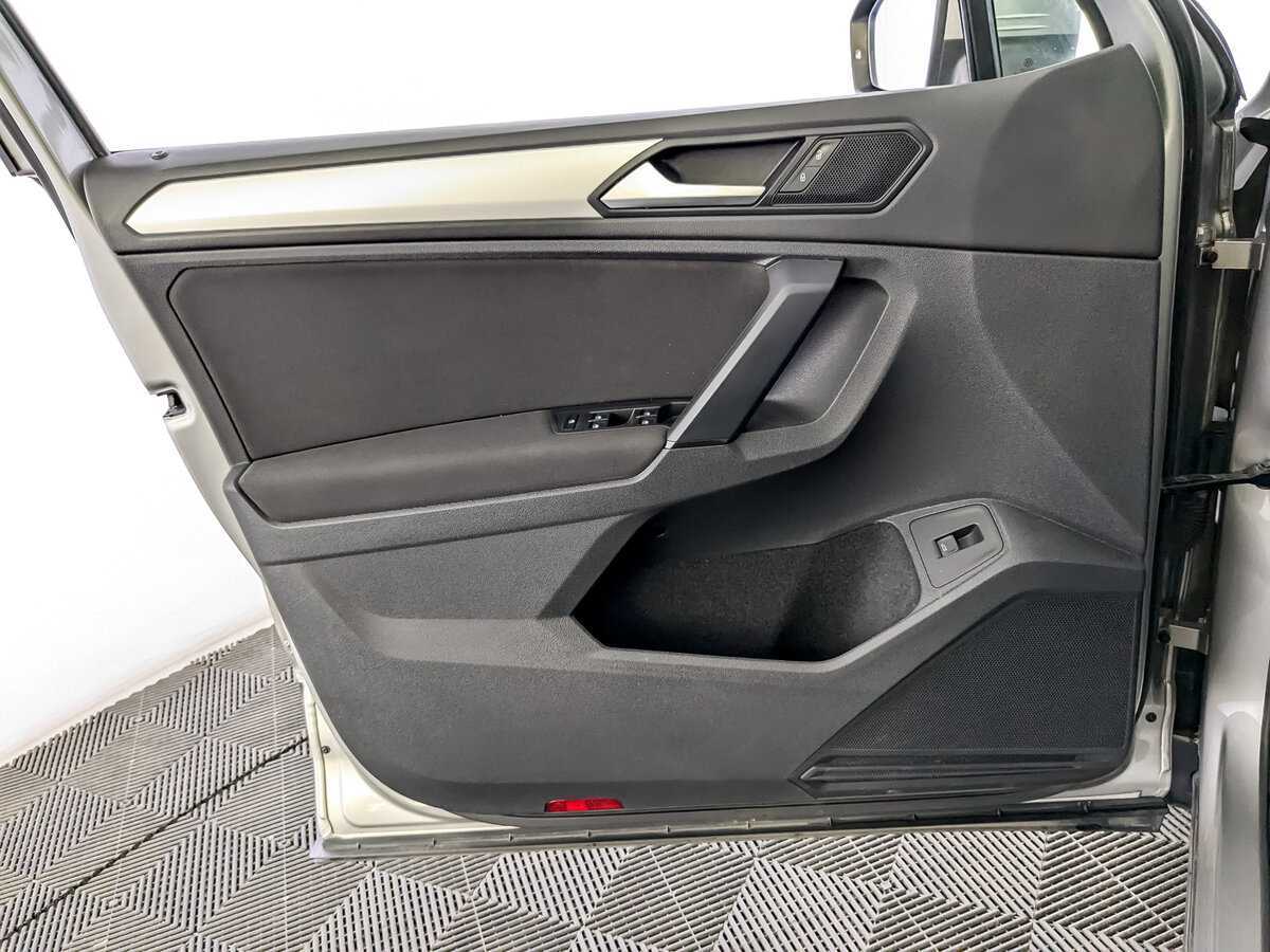 Volkswagen Tiguan б/у, 2019, Роботизированная. Фото: #18