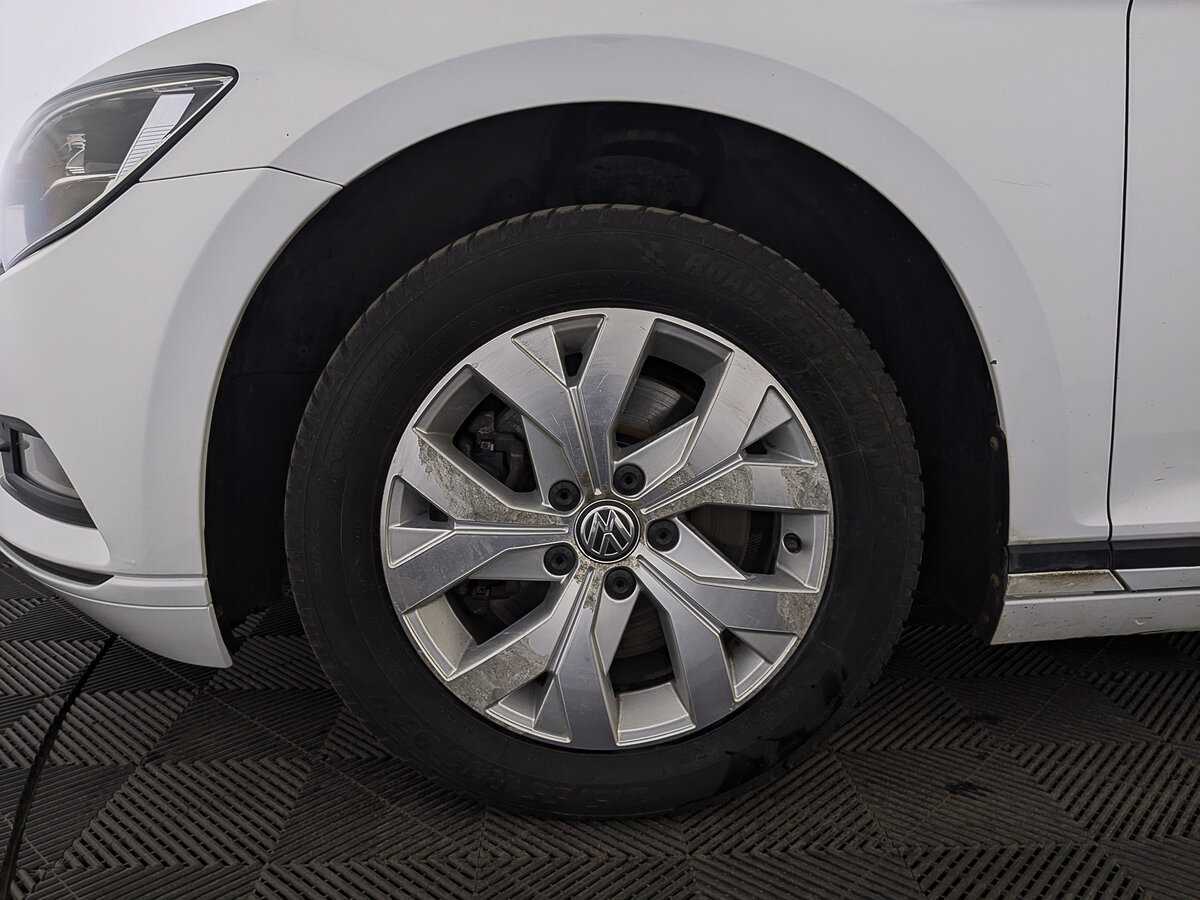 Фольксваген Пассат б/у, 2017, Роботизированная. Фото: #11