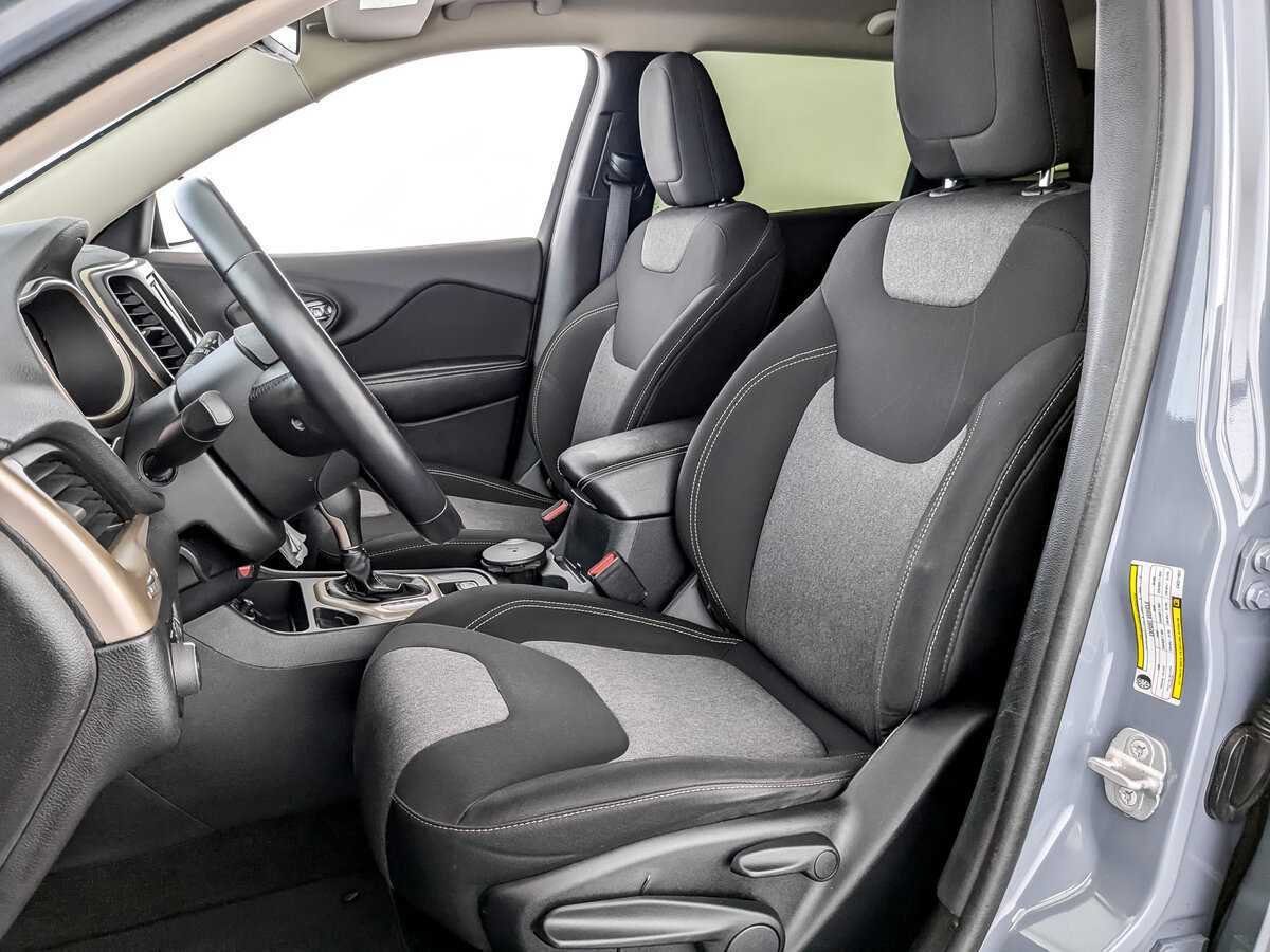 Jeep Cherokee б/у, 2014, Автоматическая. Фото: #17