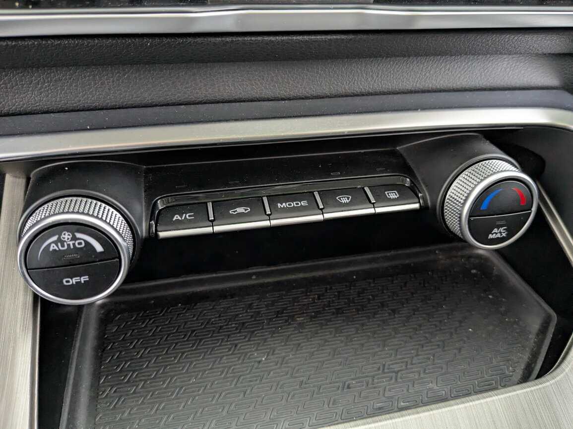 Geely Coolray б/у, 2022, Роботизированная. Фото: #14