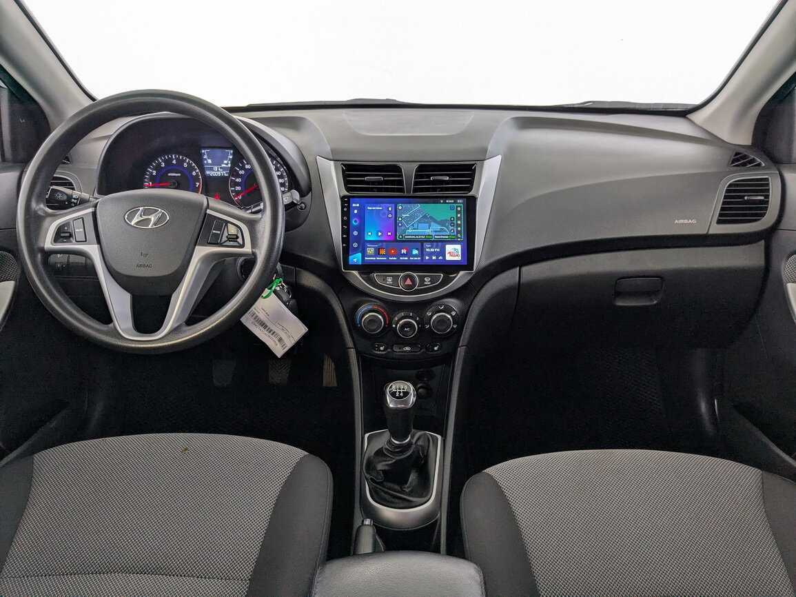 Hyundai Solaris б/у, 2013, Механическая. Фото: #20