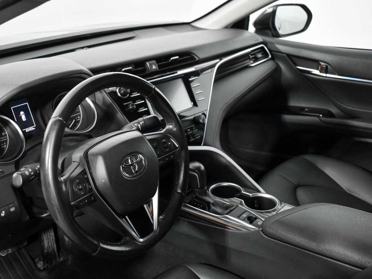 Toyota Camry б/у, 2020, Автоматическая. Фото: #4