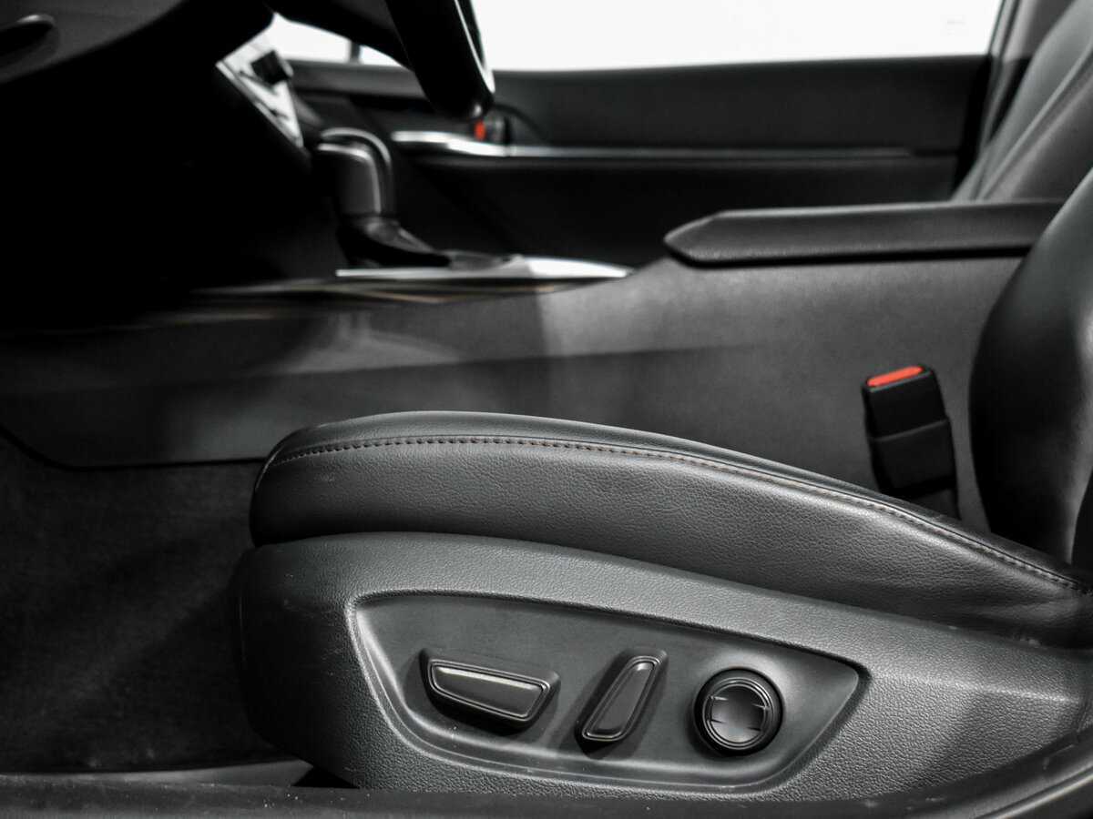 Toyota Camry б/у, 2020, Автоматическая. Фото: #5