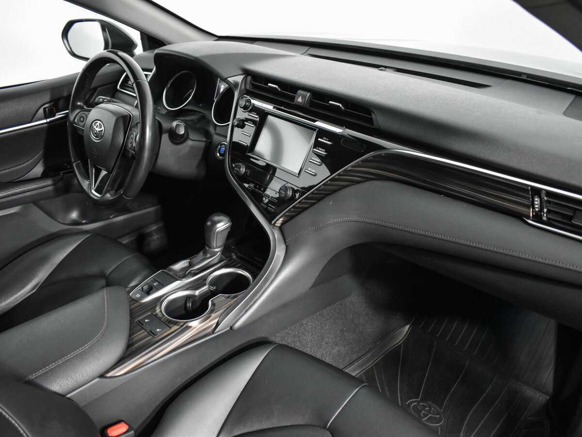 Toyota Camry б/у, 2020, Автоматическая. Фото: #11