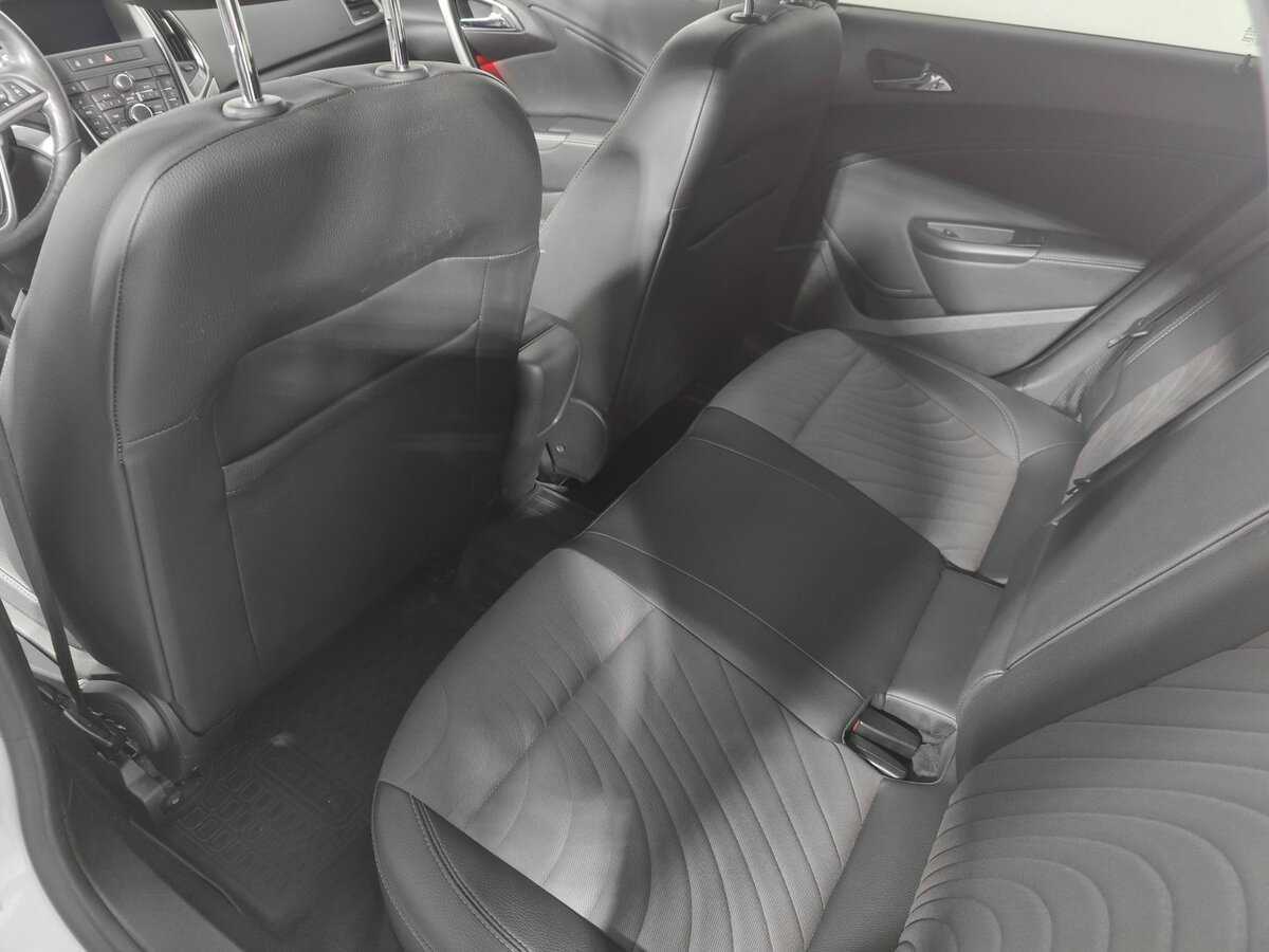 Опель Астра б/у, 2014, Автоматическая. Фото: #13