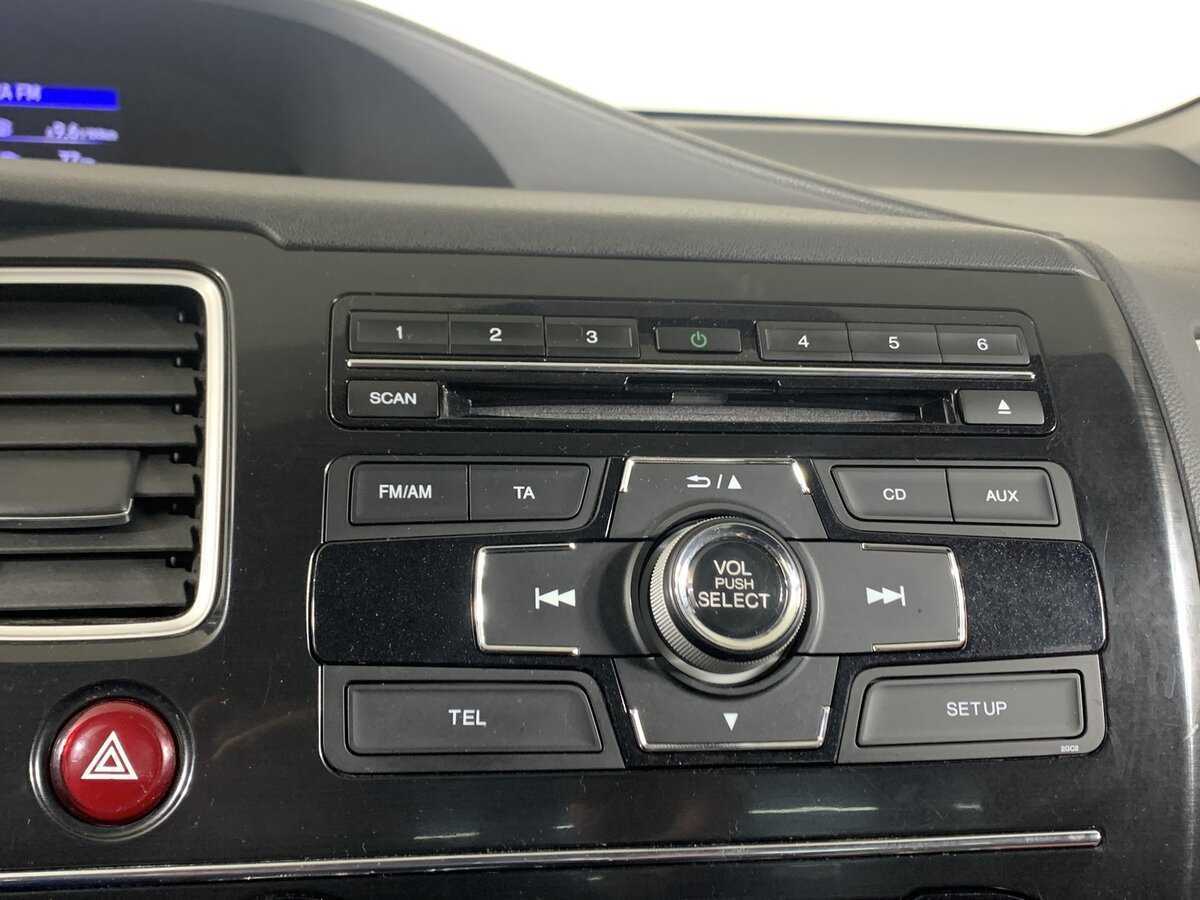 Honda Civic б/у, 2013, Автоматическая. Фото: #15