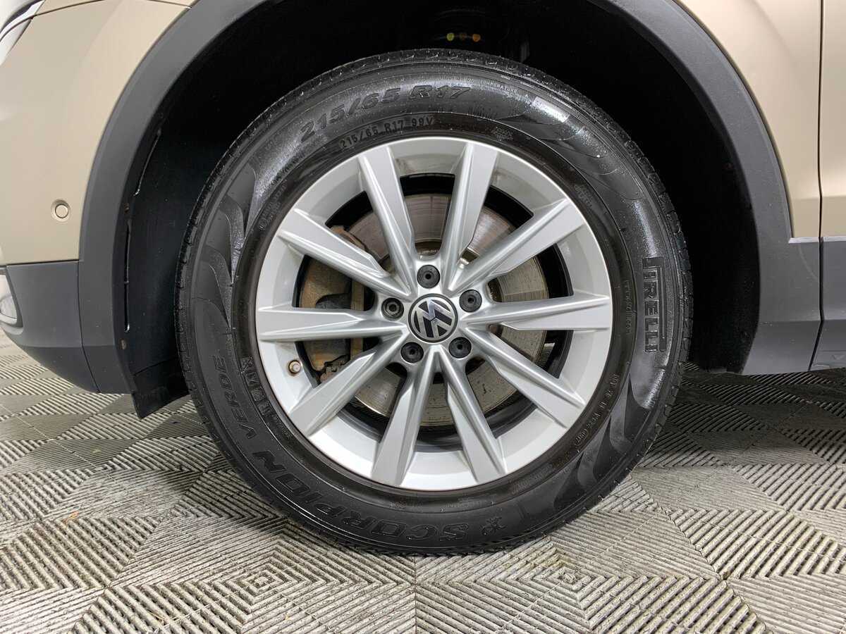 Volkswagen Tiguan б/у, 2017, Роботизированная. Фото: #8