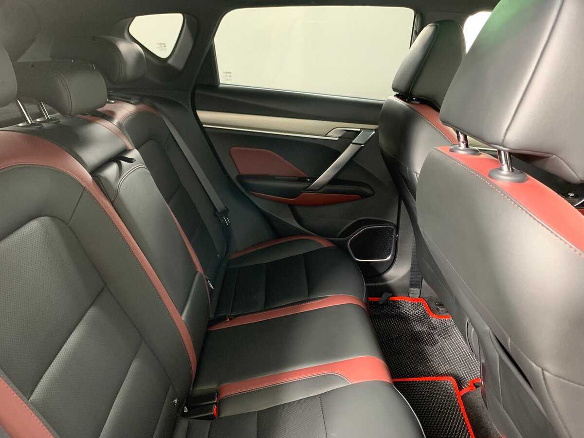 Geely Coolray б/у, 2023, Роботизированная. Фото: #16