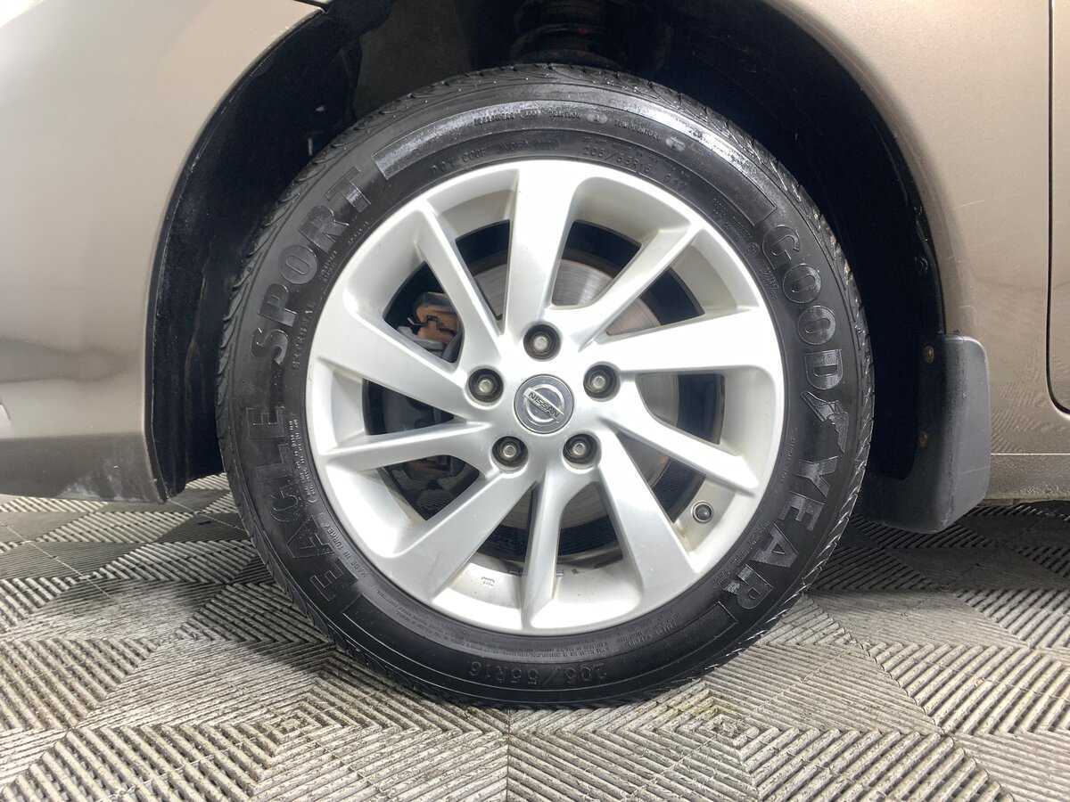 Nissan Tiida б/у, 2015, Вариатор. Фото: #8