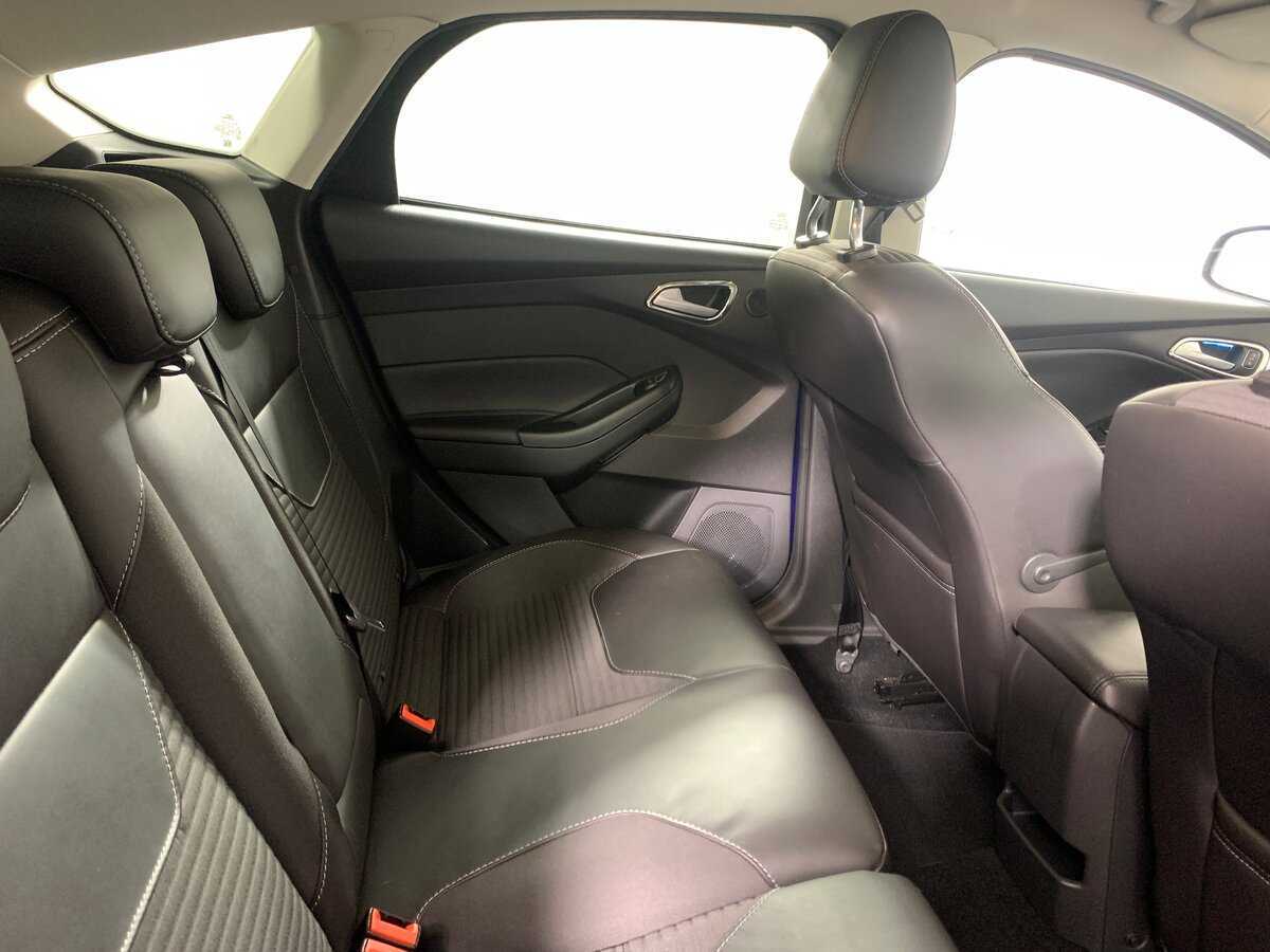 Ford Focus б/у, 2017, Автоматическая. Фото: #17