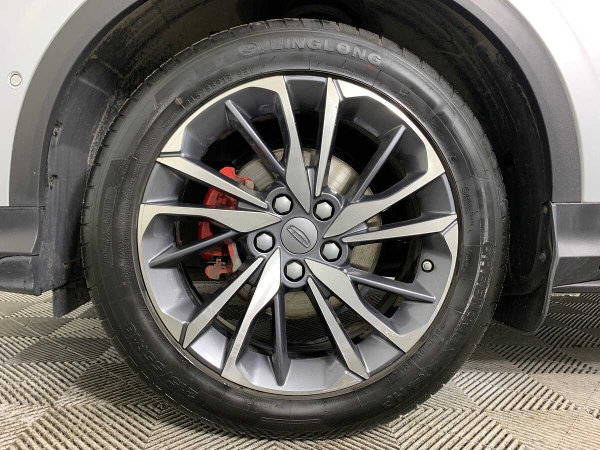 Geely Coolray б/у, 2021, Роботизированная. Фото: #8