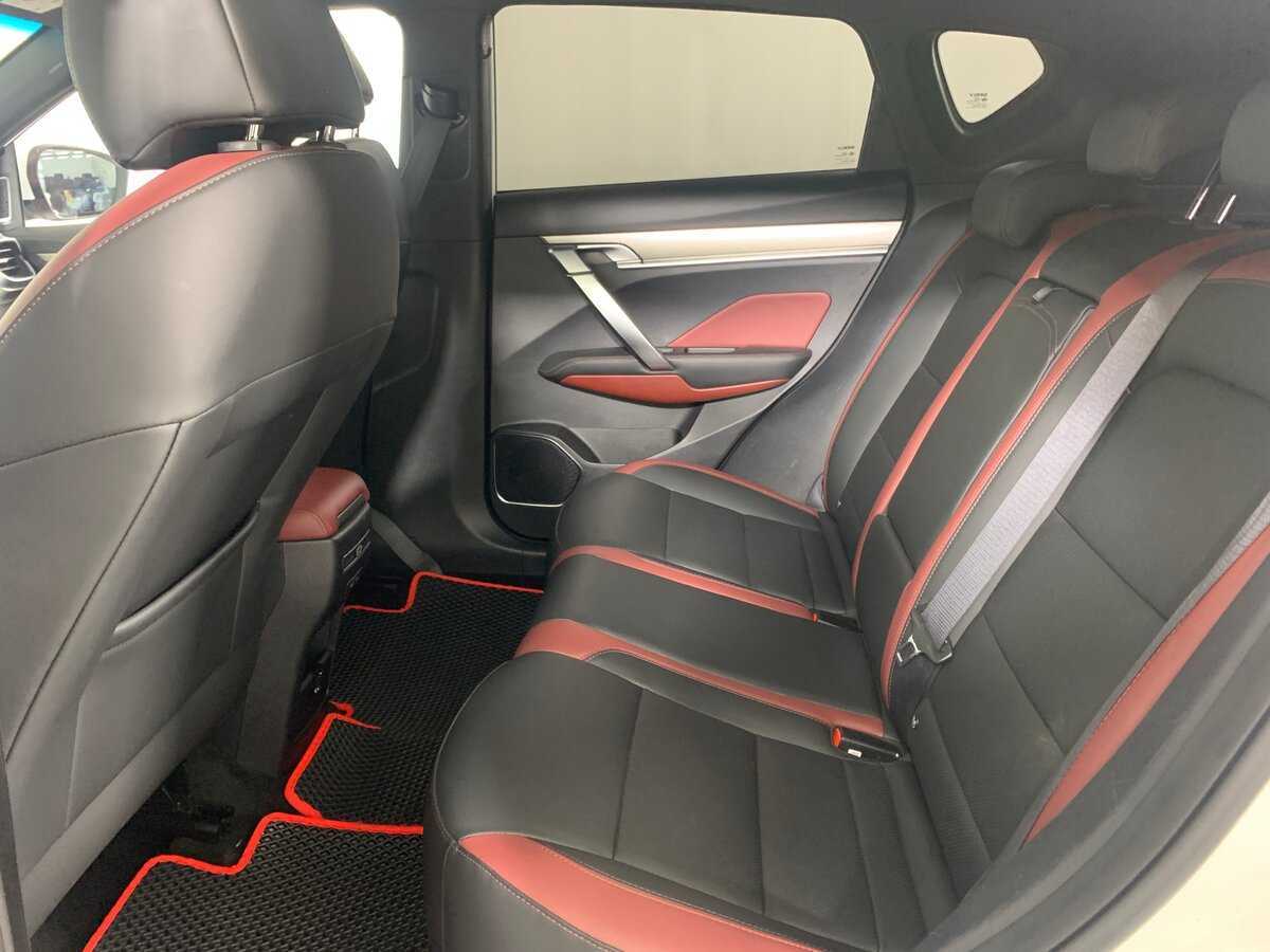 Geely Coolray б/у, 2023, Роботизированная. Фото: #18