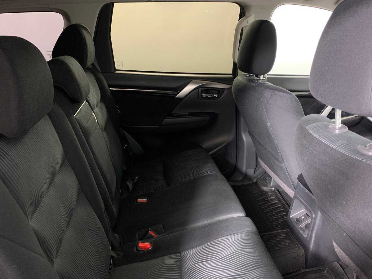 Mitsubishi Pajero Sport б/у, 2018, Автоматическая. Фото: #17