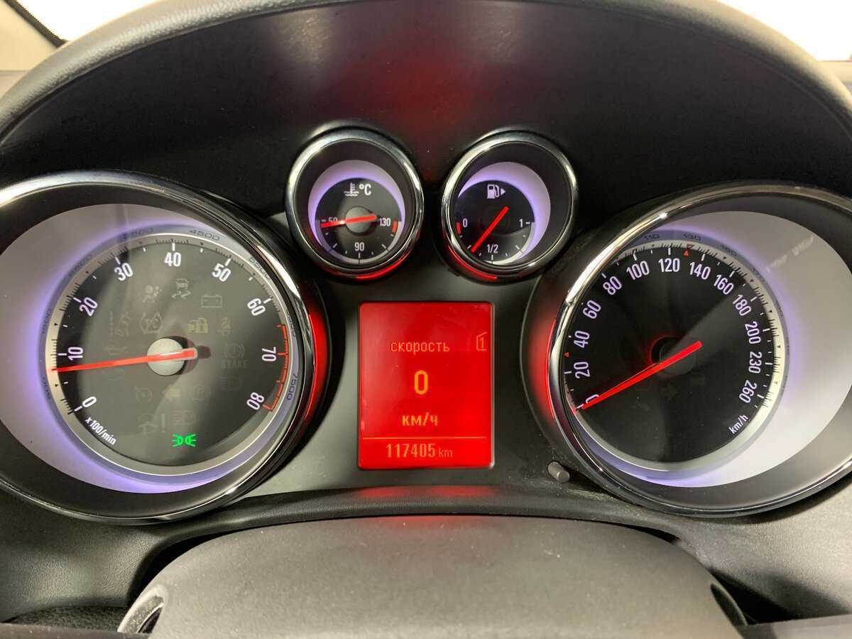 Opel Astra б/у, 2012, Механическая. Фото: #14