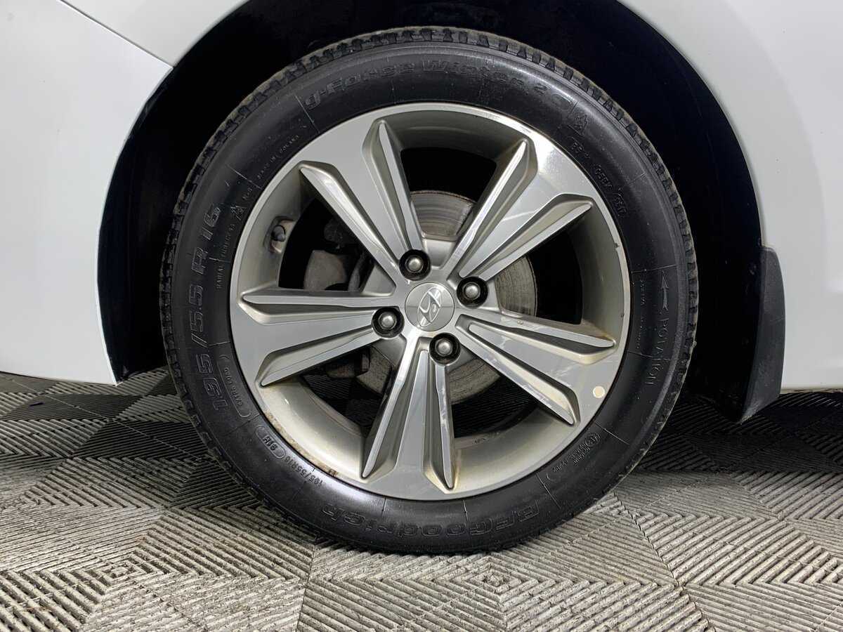 Hyundai Solaris б/у, 2018, Автоматическая. Фото: #8