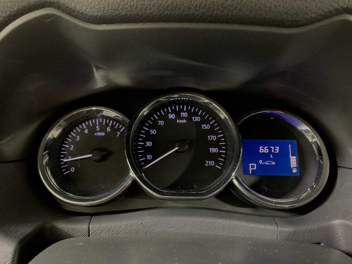 Nissan Terrano б/у, 2017, Автоматическая. Фото: #14