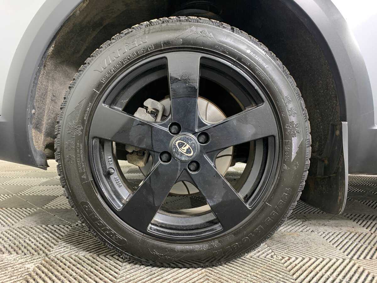 Lada (ВАЗ) Vesta б/у, 2020, Механическая. Фото: #8