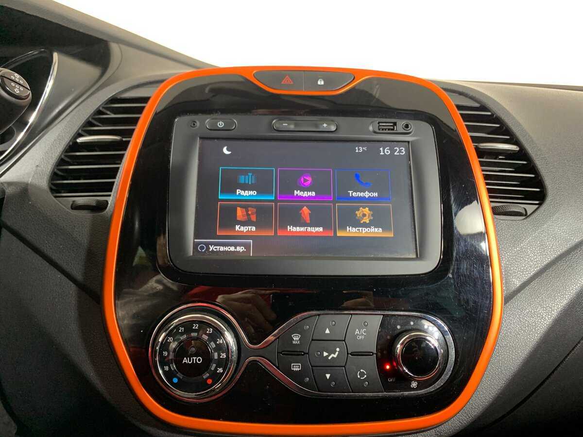 Renault Kaptur б/у, 2016, Автоматическая. Фото: #15