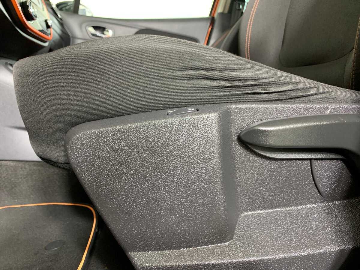 Renault Kaptur б/у, 2016, Автоматическая. Фото: #16