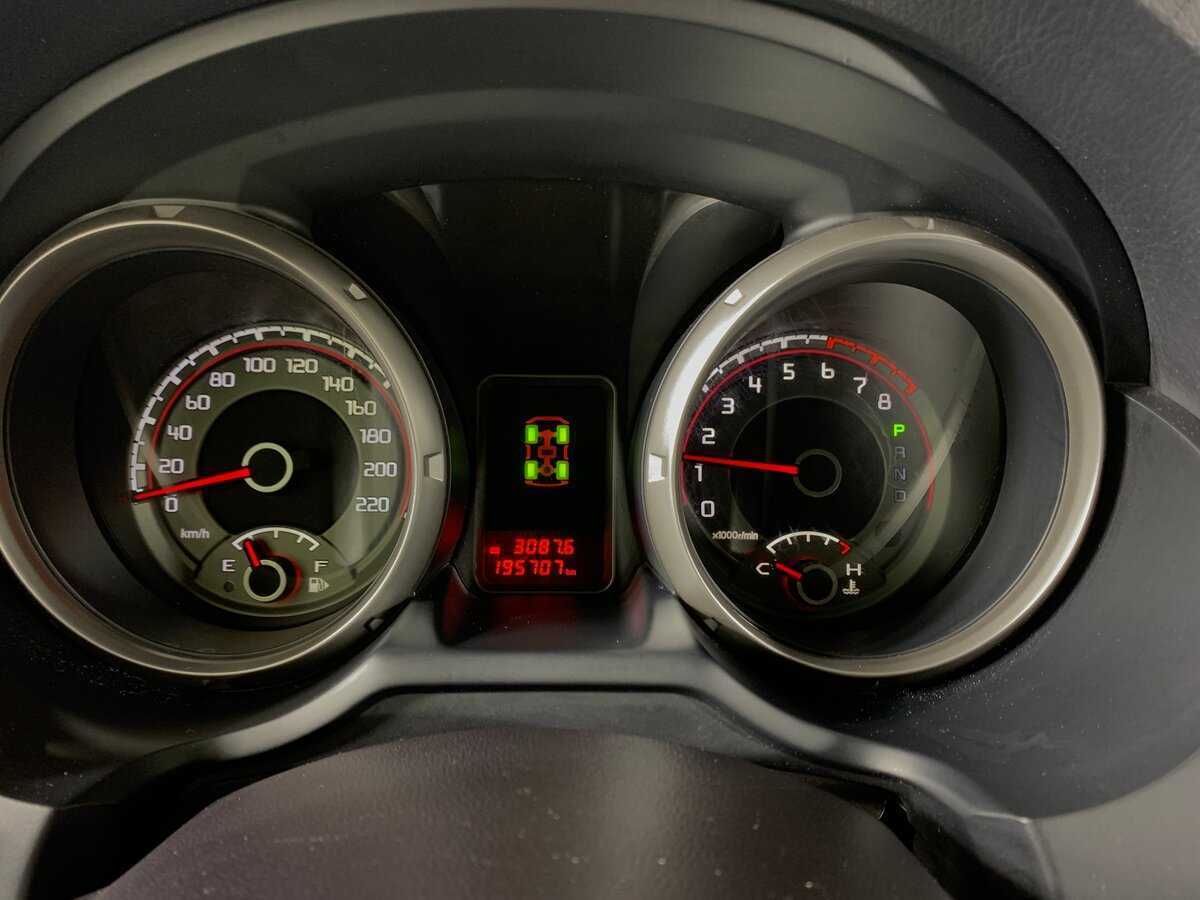 Mitsubishi Pajero б/у, 2015, Автоматическая. Фото: #14