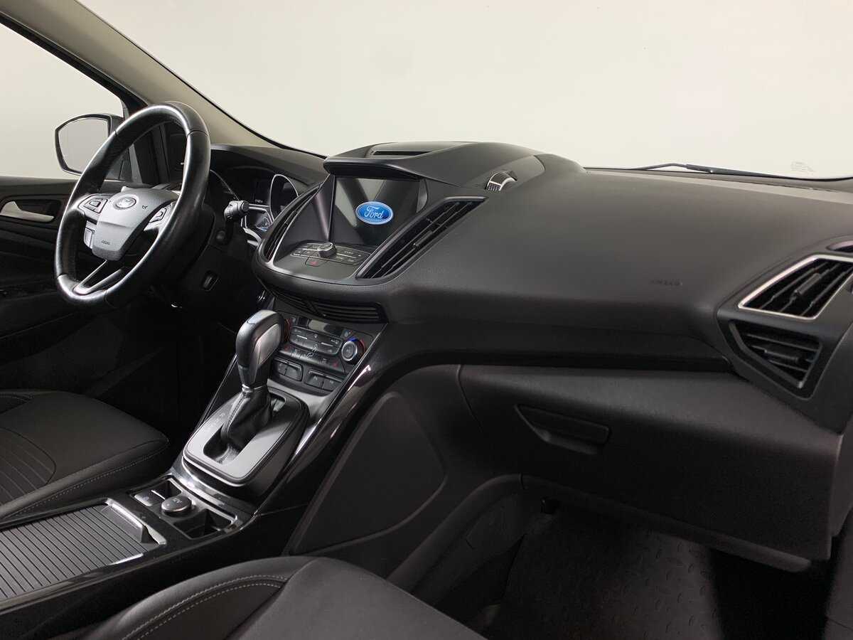Ford Kuga б/у, 2017, Автоматическая. Фото: #13
