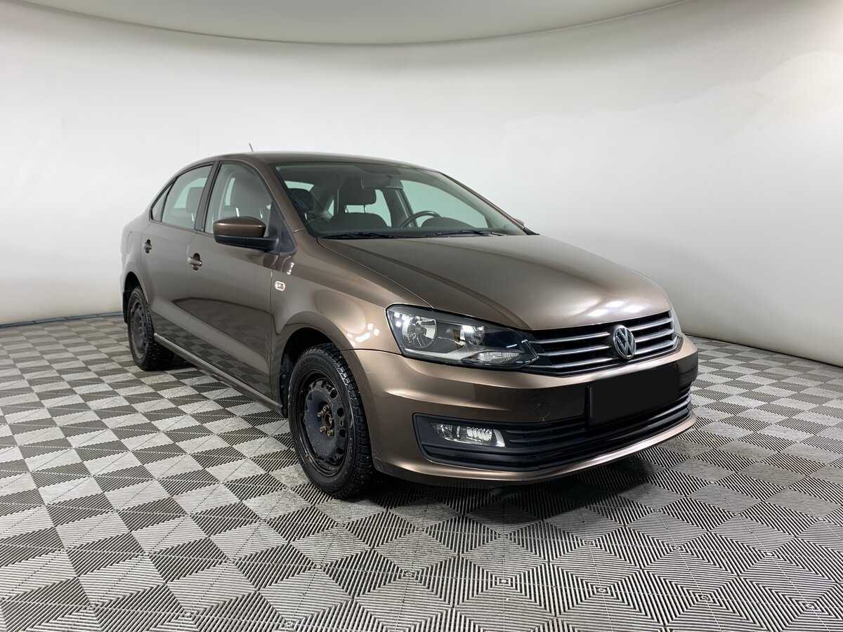 Volkswagen Polo б/у, 2016, Механическая. Фото: #2