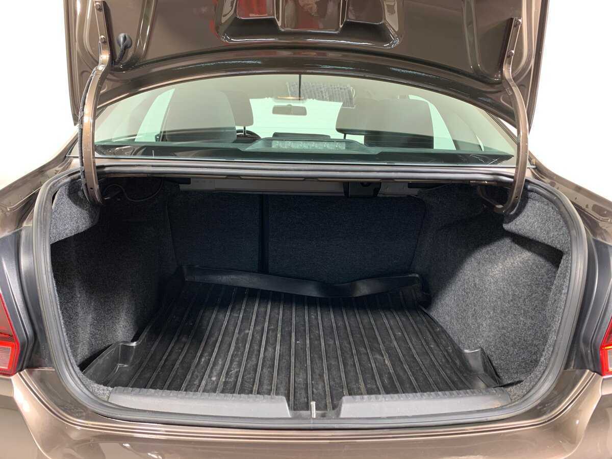 Volkswagen Polo б/у, 2016, Механическая. Фото: #16