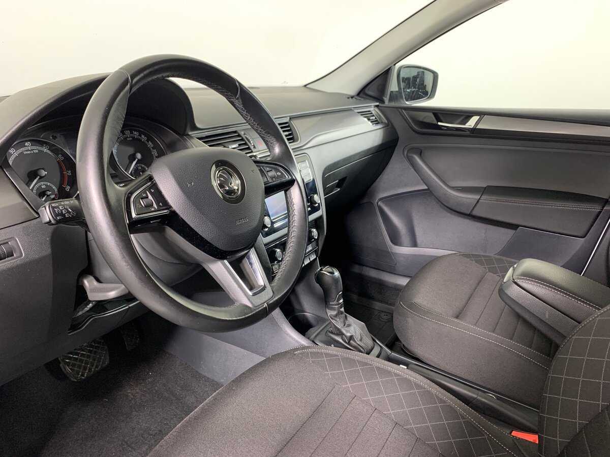 Skoda Rapid б/у, 2018, Роботизированная. Фото: #11