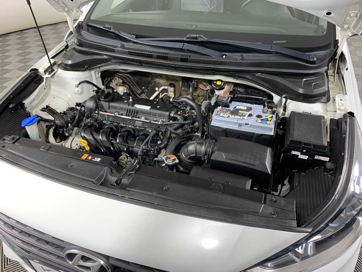 Hyundai Solaris б/у, 2017, Автоматическая. Фото: #9