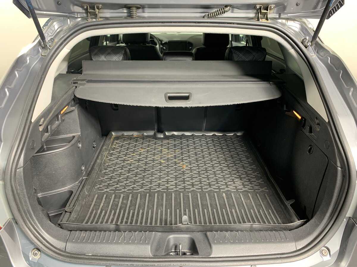 Lada (ВАЗ) Vesta б/у, 2018, Механическая. Фото: #19